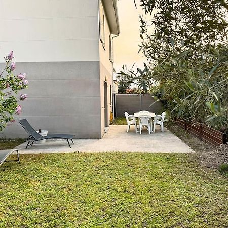 Maison Calme Avec Jardin Proche De トゥールーズ エクステリア 写真
