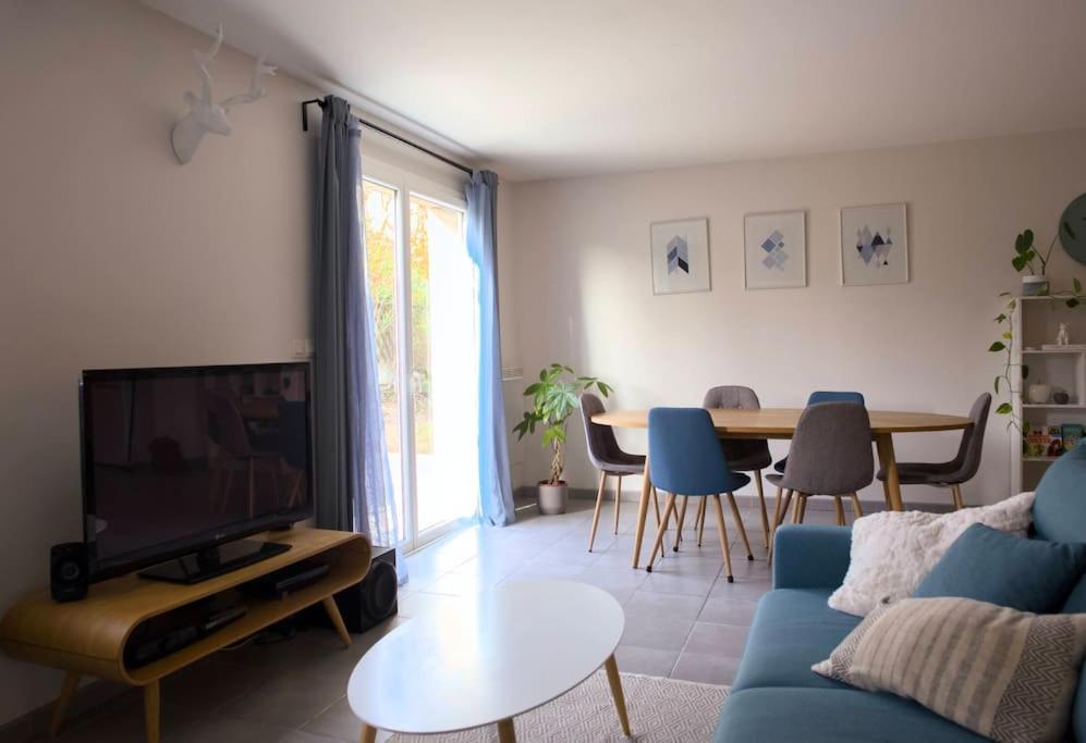 Maison Calme Avec Jardin Proche De トゥールーズ エクステリア 写真