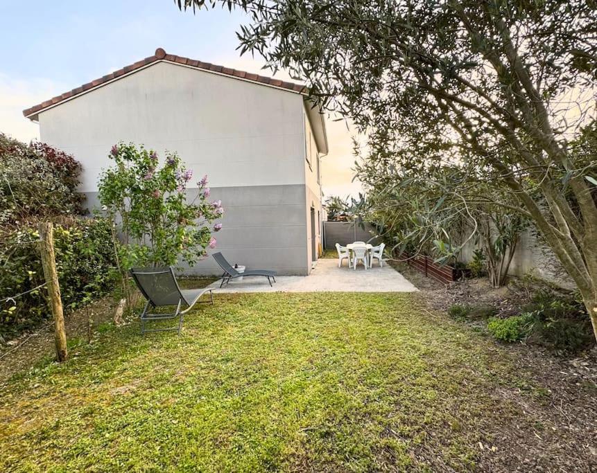 Maison Calme Avec Jardin Proche De トゥールーズ エクステリア 写真